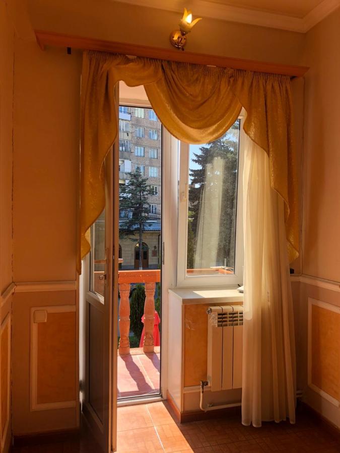 Valda Hotel On Tumanyan Vanadzor Bagian luar foto